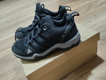 Outdoorové boty Adidas terrex vel.28.5 - 3
