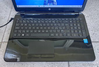 HP 15 / Intel N2815 / 4GB RAM / 500HB HDD / 15.6" - 3