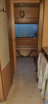 Karavan Dethleffs 460 na pevné stání - 3