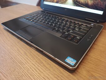 DELL, 14,1", Core i5, 4Gb/240Gb, Win11, podsvícená kláves - 3