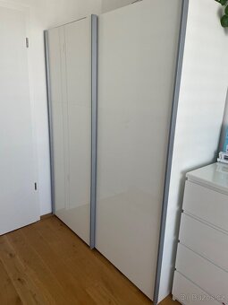 Šatní skříň - 3