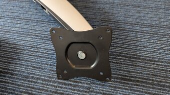 Stojan na dva monitory AlzaErgo Arm D15S Tube - 3