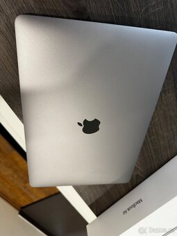 MacBook Air, 13", M1, 256SSD, 8GB RAM - 3