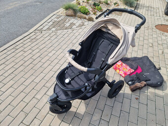 Britax B Motion 3 Plus - 3