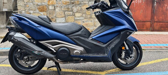 Kymco AK-550 touring maxiskútr - 3