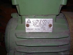 Různé elektromotory - 3