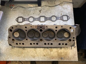 Hlava motoru MG MGB - 3