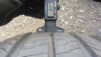 Letní pneumatiky 215/65/15c Continental - 3