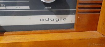 Staré gramorádio Tesla Adagio - 3