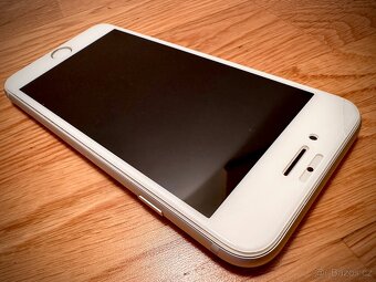 iPhone 8 Silver , 256GB - 3