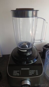 Kuchyňský robot - 3