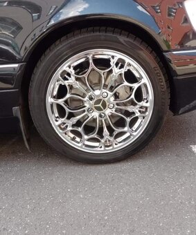 Mercedes S - 3
