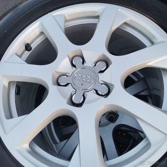 Prodám alu kola Audi Q5, letní pneu Goodyear 235/65 r17 - 3