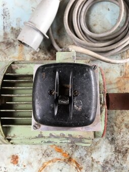 Elektromotor (bruska) 380V - 3