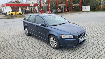 "Prodám" VOLVO V50 - 3