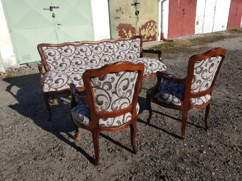Sofa+ křesla po renovaci. - 3