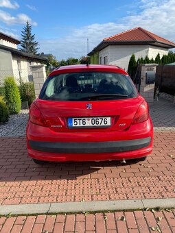 Peugeot 207 - 3