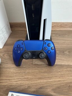 Sony PlayStation 5 1TB (s mechanikou) + 2x ovladač Dualsense - 3