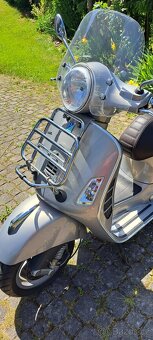 Vespa GTS super 300 - 3