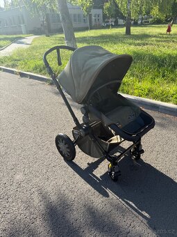 Kočárek Bugaboo limitovaná edice značky Diesel - 3
