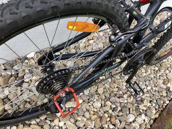 Horské kolo 24” B-Twin Rockrider 700 - 3