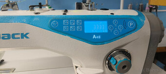 Průmyslový automatický šicí stroj Jack A4S - 3