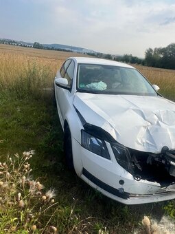 Škoda octavia 1.6 TDI 85Kw - 3