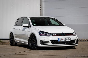 Volkswagen Golf 2.0 TFSI GTI DSG Performance - 3