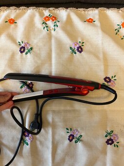 Žehlička na vlasy. - 3