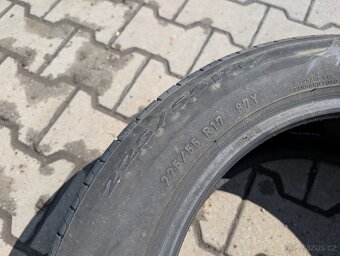Pirelli Cinturato P7 - letní - 225/55/R17 - 4kusy - 3