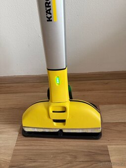 Elektrický vytírací mop Karcher EWM 2 - 3