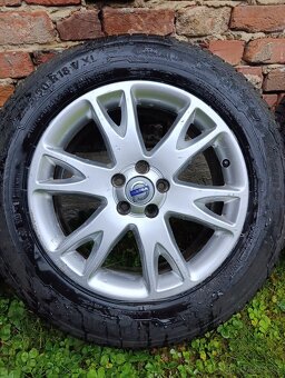 Kola Volvo XC90 R18" zimní - 3