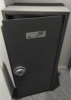Trezor na dokumenty/zbraně TSS 125 ME - 3