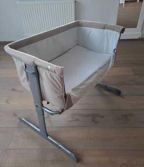 Přistýlková postýlka Chicco Next2Me - 3