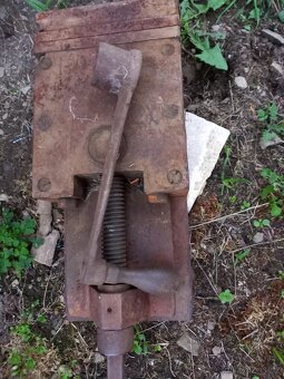 Prodám strojní svěrák - 3