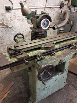 Prodám nástrojovou brusku BN 102 - 3