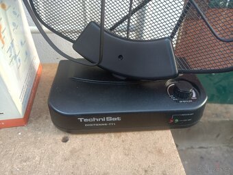 Anténa se zesilovačem - 3