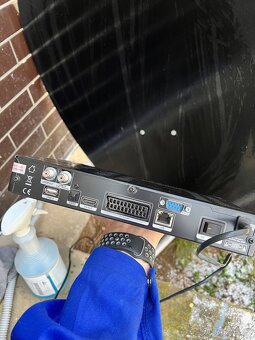 Satelitní anténa a přijímač - 3