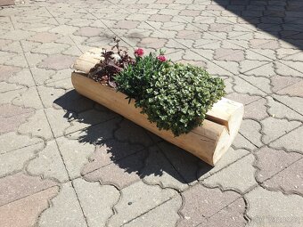 Dřevěný květináč - 3