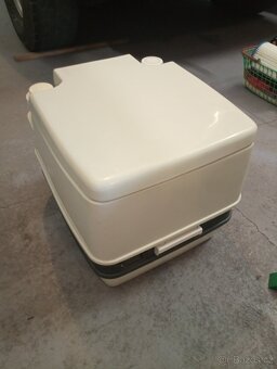 Chemická toaleta - 3