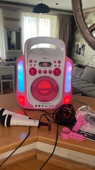 Nový karaoke systém Auna . Lze zaslat - 3