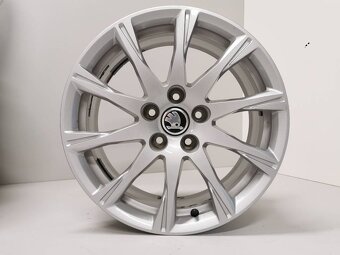 Audi A4 B9 originál alu kola 7,5J R17 5x112 ET38 - 3