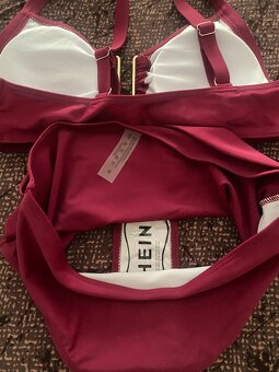 Shein vínové plavky - 3