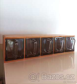 SKLENĚNÉ ZÁSOBNÍKY - 3