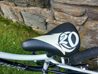 Dětské kolo Specialized 20 Hotrock - 3