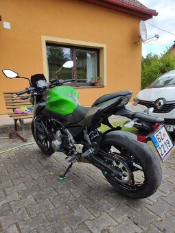 Kawasaki Z650 - 3
