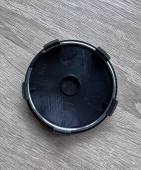 STŘEDOVÉ POKLIČKY/ KRYTKY KOL ŠKODA 60mm, nové. - 3