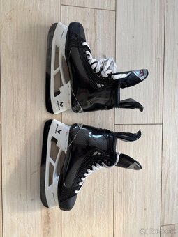 Hokejové brusle Bauer HyperLite 2 - 3