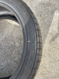 245/40R19 - 3