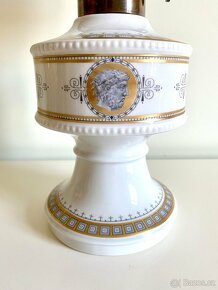 Porcelánová petrolejová lampa Wallendorf, Německo - 3